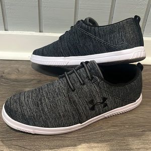 Size 11.5 - Black/Gray - Worn Only Once - UA M Street Encounter IV Shoes